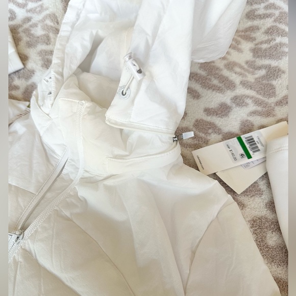NWT Calvin Klein Women's Light-Weight Hooded Puffer Jacket - Size Large - Picture 6 of 8